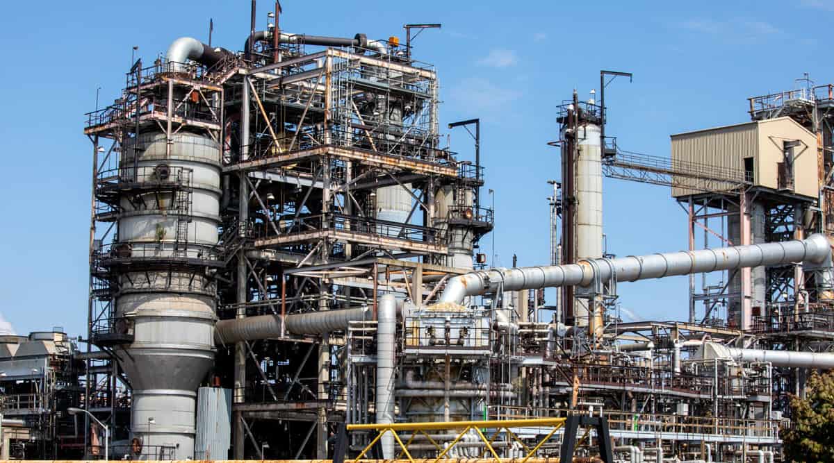 Petrochemical Refinery in Canada
