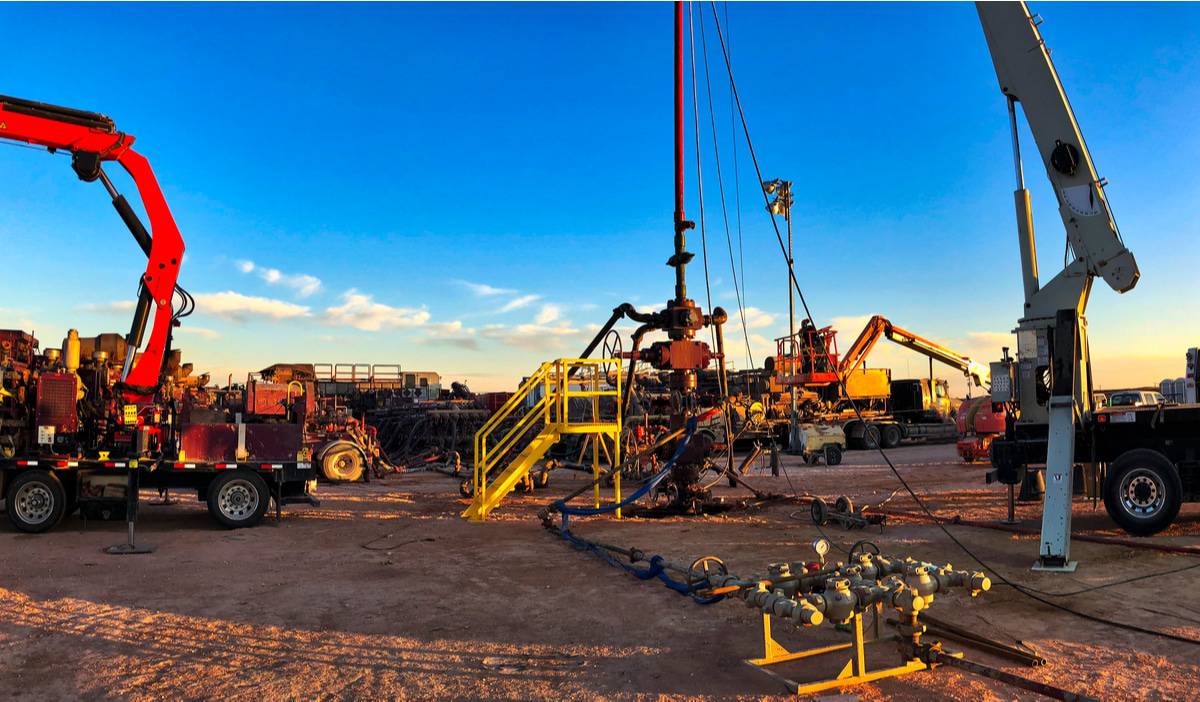 Wellhead with workover equipment